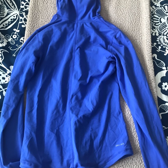 Nike pullover - Picture 5 of 5